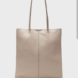 Pebble white, authentic leather, super soft tote